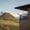 Lahnerhof Chalets mit Bergblick, Terrasse & Sauna im Ahrntal