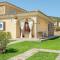 New Villa Carmen