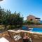Arto's Villa With Private Pool- BY APOKORONAS VILLAS