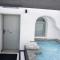 Tiara Suites Fira - Cycladic & Cave