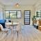 Modern Seaside Apartment