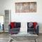 Hollywood Prime Location with Resort Style Pool, Free Parking and Close to Everything LA