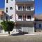 Casa Cabral : Big Apartment next to the beach