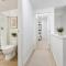 Luxury 3BR Townhouse in Downtown Vancouver Prime Stay