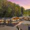 Castlewood Inn