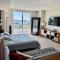 Luxury Building with Ocean Views in Downtown