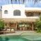 Casa Bunga Raya - Luxury 3BR Mediterranean Umalas Villa Bfast & Butler