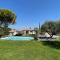 Maison climatisée avec grand jardin, piscine privée et Jacuzzi