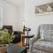 Comfy and Spacious 3 BR - Easy City Access