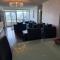 Toronto Downtown Luxurious Stylish 3 Bedroom 3 Bath 2 Balconies near Rogers Centre lakeview condo