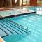 Beach Suite Israel - Indoor Pool, Best View, Gym, Massage Chair, Spa ביץ סוייט ישראל - נוף ים מאלף, בריכה מקורה, כיסא מסאז, חדר כושר וספא