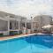 Νηρηίδες Apartments Studios