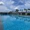 reSTARY - K Universe, Sutera Avenue Infinity Pool - Imago Opposite - KK City- 3BR,10Pax 来沙旅 K歌宇宙主题公寓 - 无边际日落海景泳池 - Imago商场对面 - KK市中心 - 3房10人