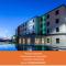B&B HOTEL Troyes Magasins d'usine