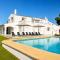 Villa Savanna Spacious villa with private pool near the beach