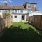 Modern 3 bedroom Home in Cobham Peaceful Location