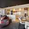Luxurious Apartment with Ski-In and Out Access in Centre