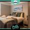 Comfortable 5-Bedroom House in Cheltenham