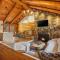 Lucky Logger Cute and Cozy Cabin Getaway