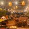 Social Backpacker Hostel & Rooftop Bar