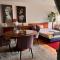 Royal Apartment 02