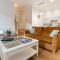 WENSLEYDALE, OLD SCHOOL ROOMS - Ground Floor Luxury Apartment in Richmond, North Yorkshire