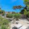 Superb 3BR with AC Sea view private Garden PARKING- BENAKEY