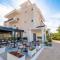 Hotel Almar