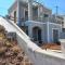 Climbers' Nest 'with sea and rock views and private pool'