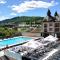 Diamond Resort White
