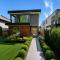 A&A Resident - Modern North Vancouver 2BR Suite