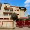 Super OYO Townhouse Gomti Nagar Sector 1 Formerly The Gahmar Inn