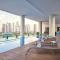 Quincy Hotel Singapore by Far East Hospitality