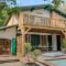 Brume Surf House