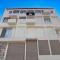 Collection O Dandiya Bazar Formerly Vrundavan Residency