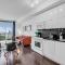 Modern 2BR Condo Downtown Toronto Lakeview - Free Parking