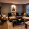 Boutique City Escape with Parking Walk Everywhere