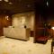 080 Transit Hotel, T2