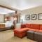 Comfort Suites Grand Rapids North
