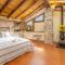Casa histórica entre Girona y Francia, aire acondicionado, wifi, hasta 4 huéspedes, 2 baños completos