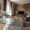 Plaza View Luxury Apartment, Alba