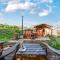 Luxury Pod-Sleeps 2-Hot Tub-Pets-Garden