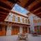 Asal Boutique Hotel