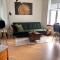 Bright and charming downtown apartment in historical peaceful area