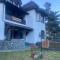 White Wood Chalet