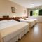 Lira Hotel