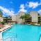 Siesta Key Beach - 2 Bedroom - 3 Beds - 3 Bathroom Duplex with Heated Swimming Pool
