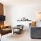 Third Ward Apt Near Summerfest with Gym and Balcony - Sleeps 4