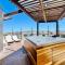 Alto Padrão vista lateral mar Jacuzzi privativa e piscina no condomínio