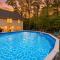 Modern 5BR, Kid-Friendly Home In Poconos with Pool Table